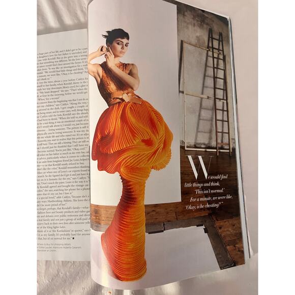 Harper's Bazaar Magazine  May 2017 150Th Anniversary  - Kendall Jenner - Picture 12 of 16